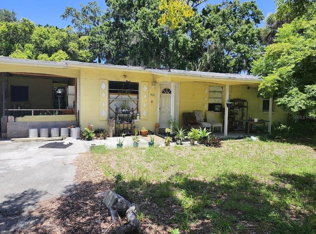 Photo of 921 S Fiske Boulevard, Rockledge, FL 32955 (MLS # O6443296)