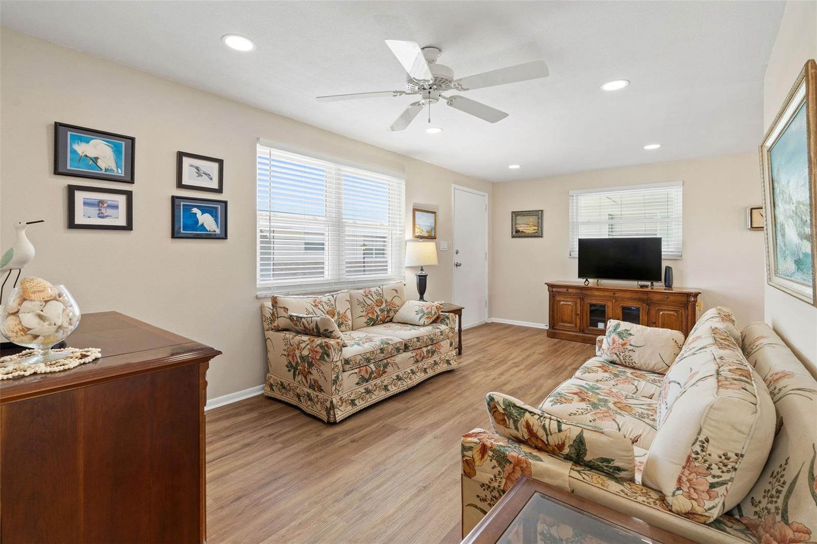 SEMINOLE HILL VILLAS - Residential