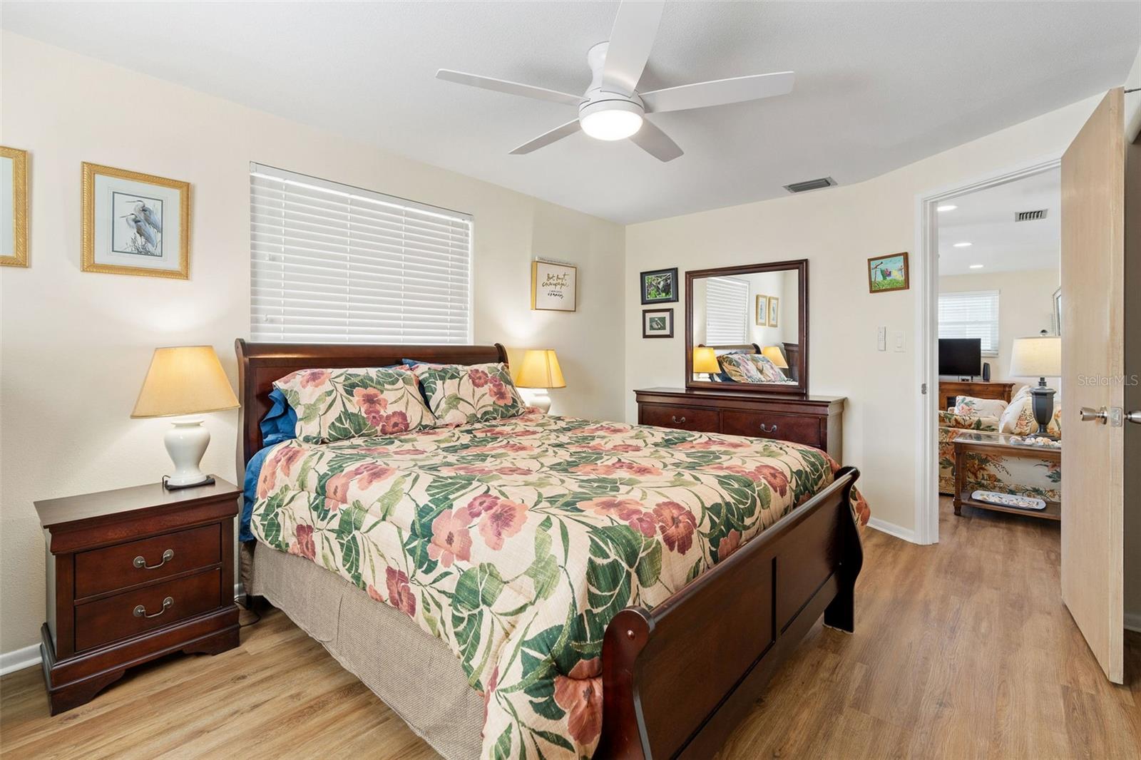 SEMINOLE HILL VILLAS - Residential