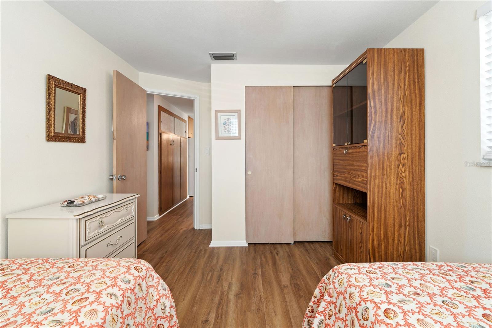 SEMINOLE HILL VILLAS - Residential