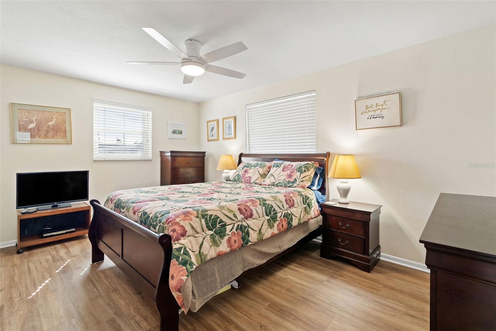 SEMINOLE HILL VILLAS - Residential