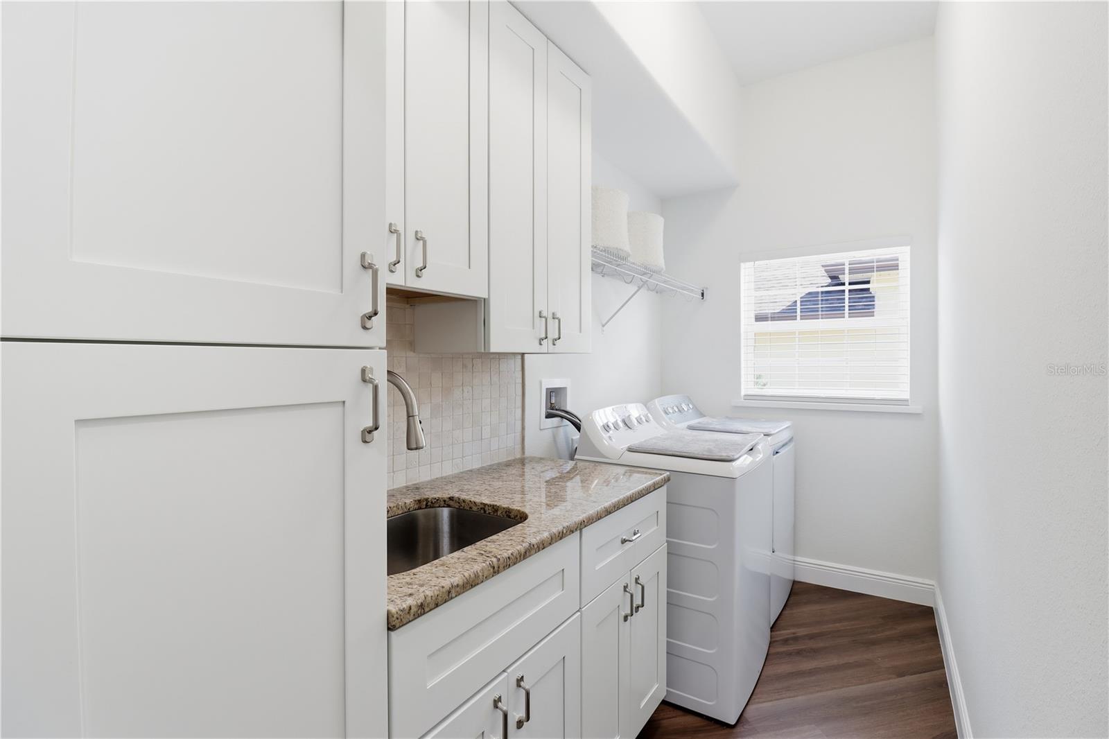 REPLAT OF DEER PARK - Residential