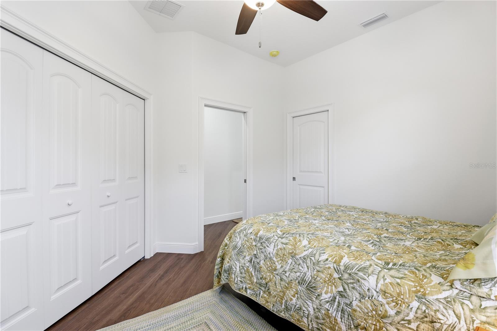 REPLAT OF DEER PARK - Residential