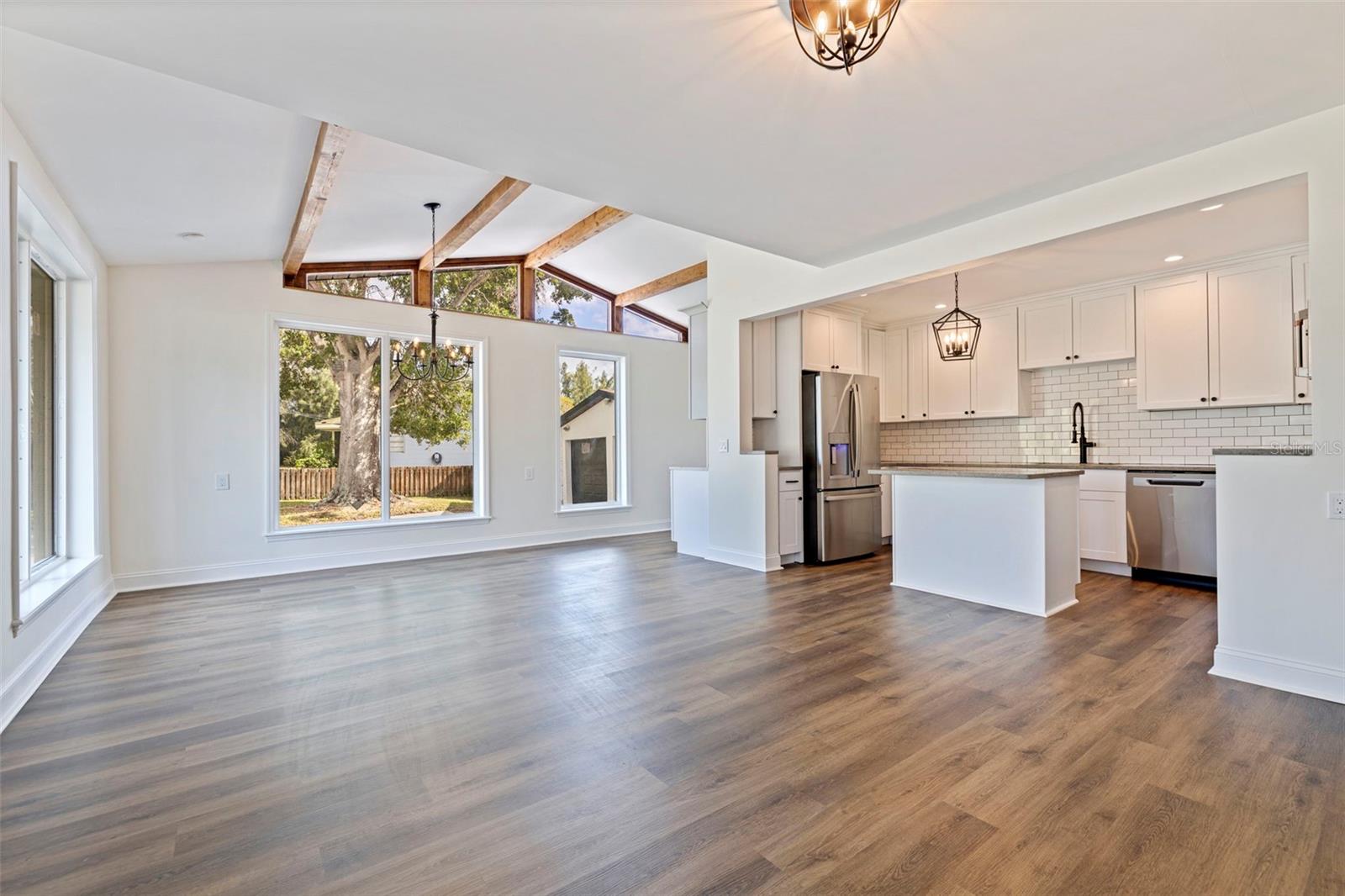 RIO VISTA - Residential