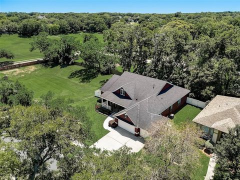 A home in VALRICO