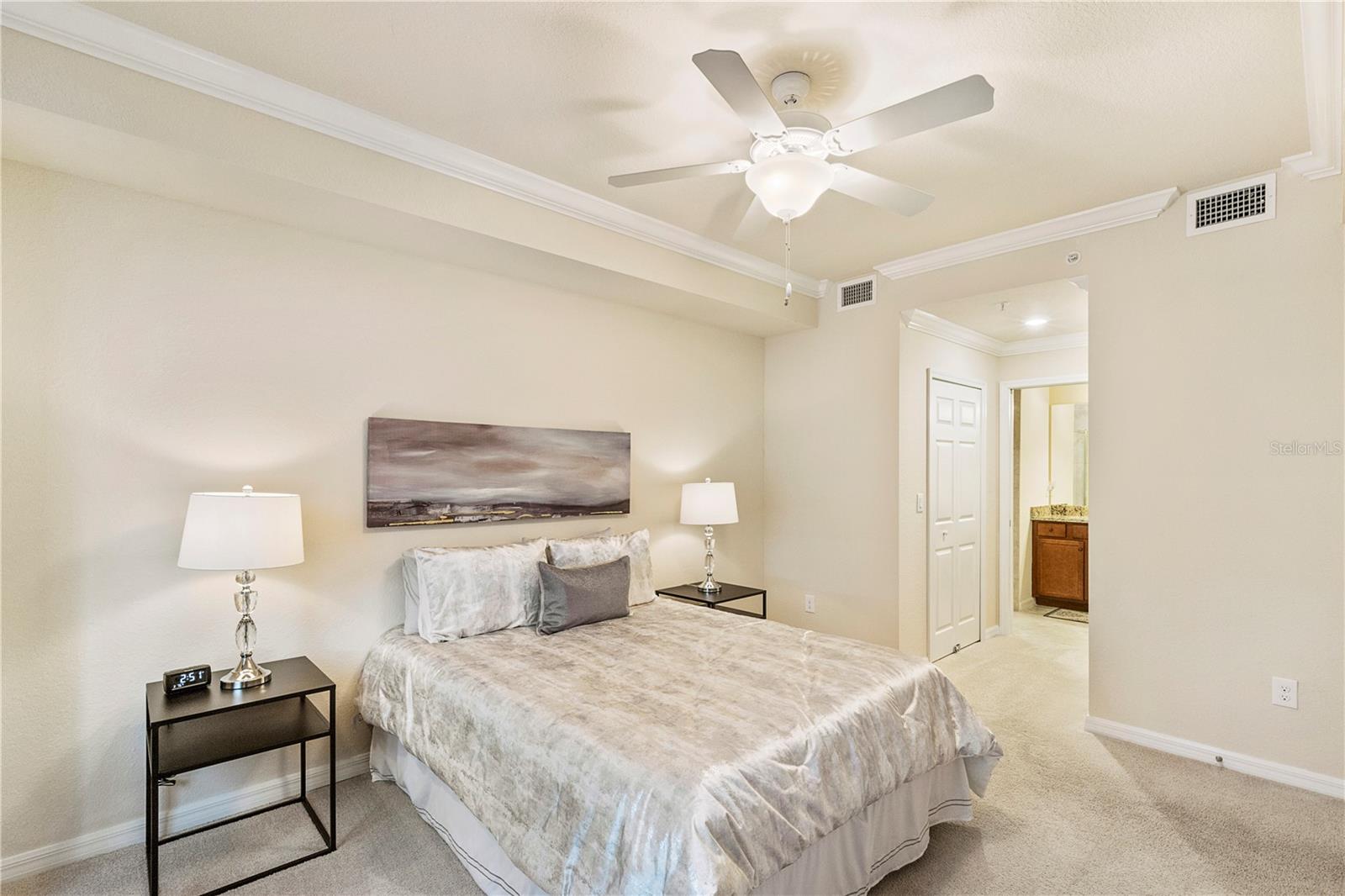 LAKEWOOD NATIONAL - Residential