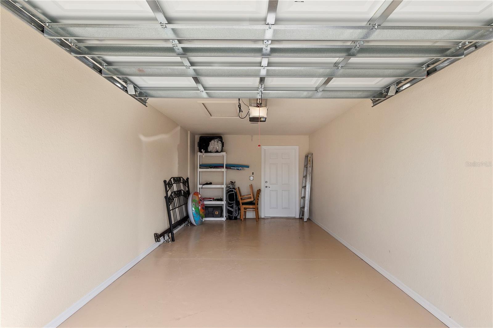 LAKEWOOD NATIONAL - Residential