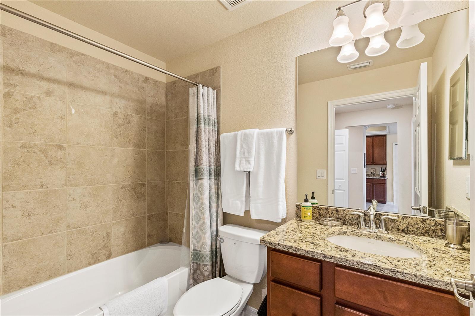 LAKEWOOD NATIONAL - Residential