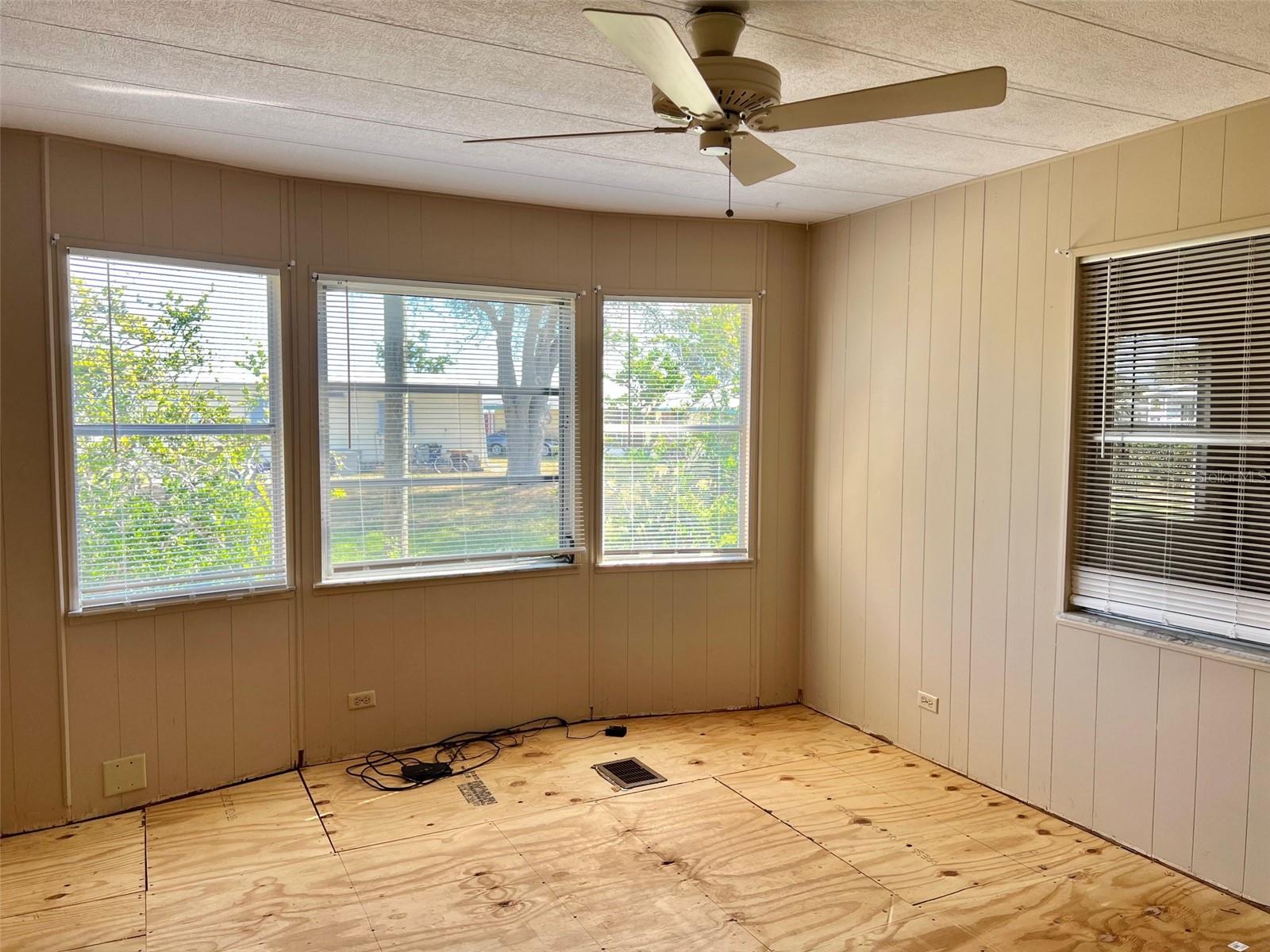 HARBOR COVE - Residential