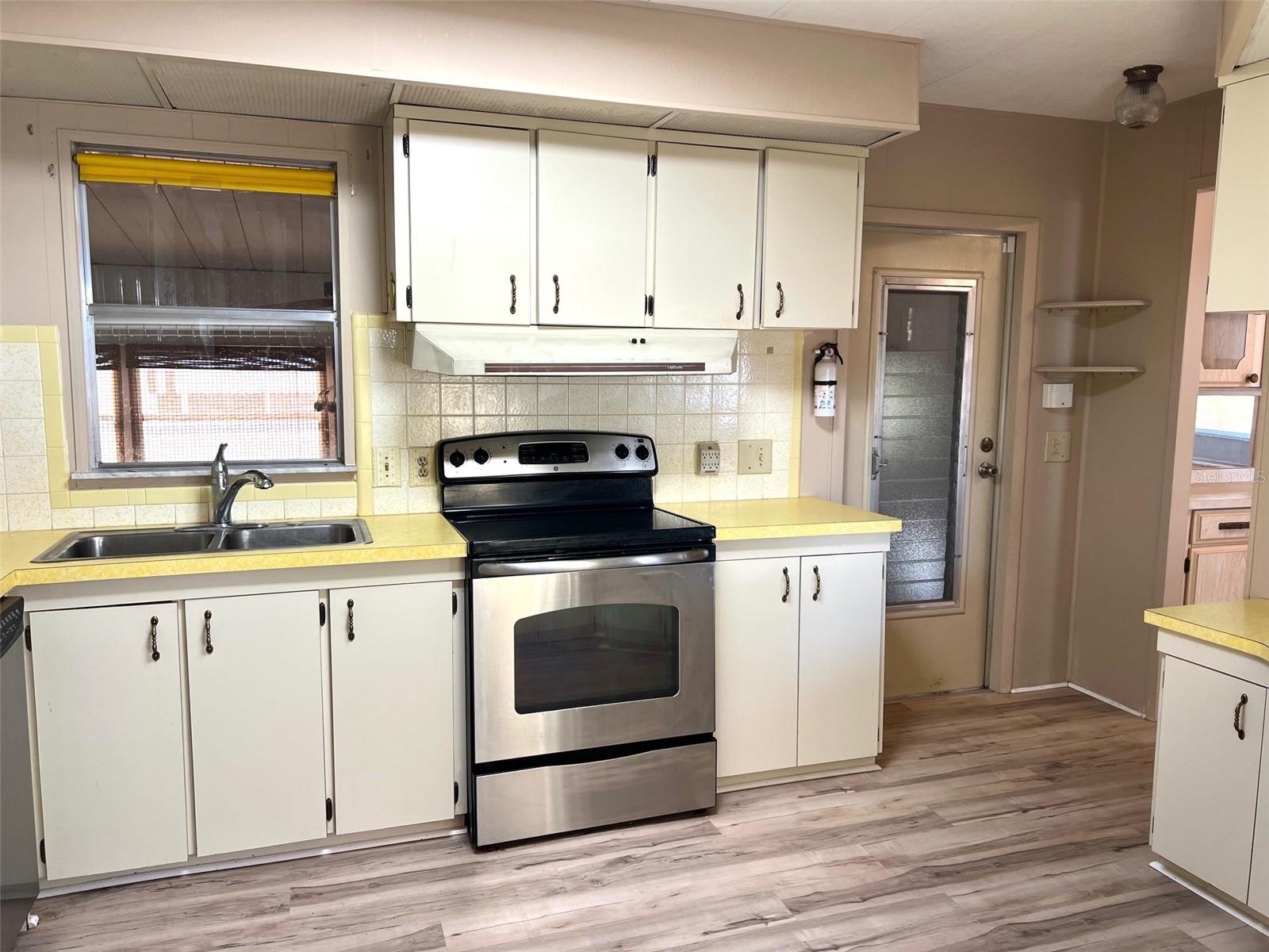 HARBOR COVE - Residential