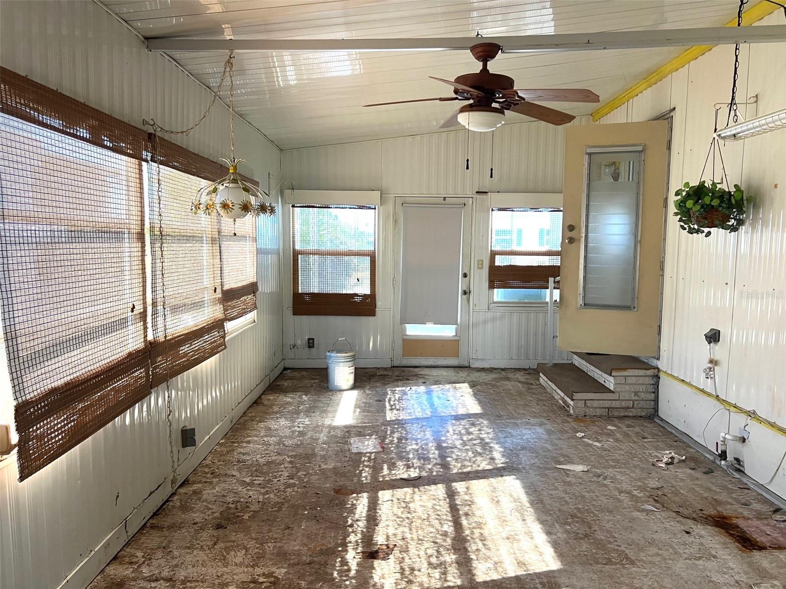 HARBOR COVE - Residential