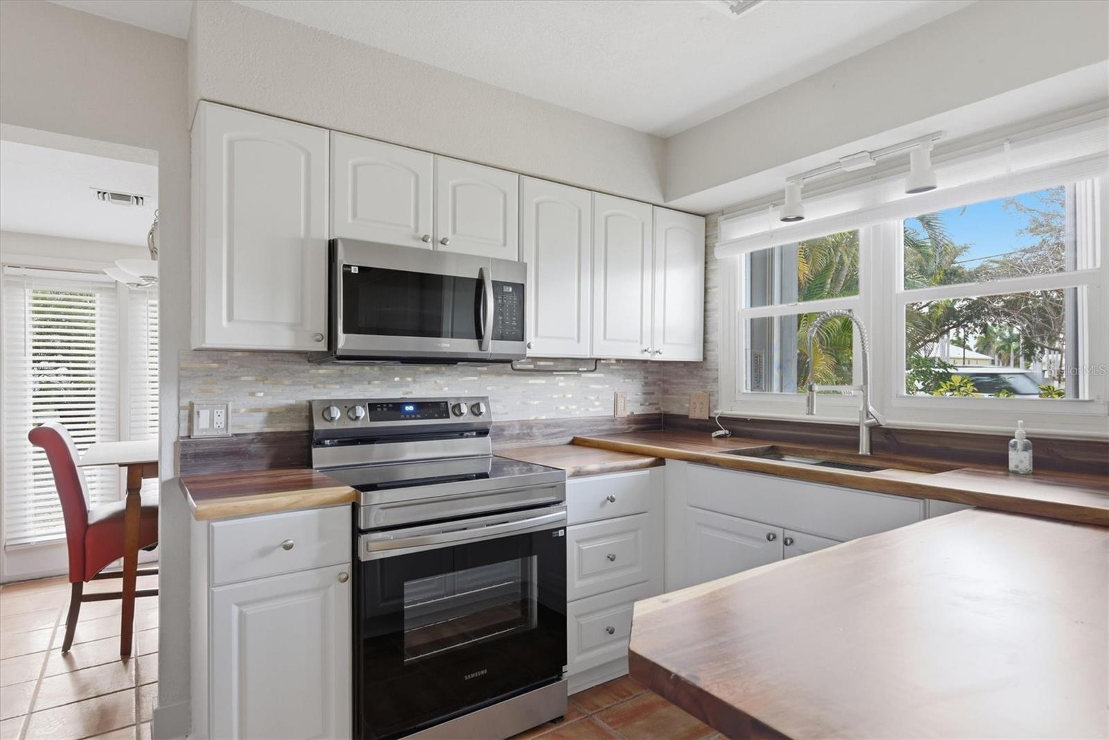 PUNTA GORDA - Residential