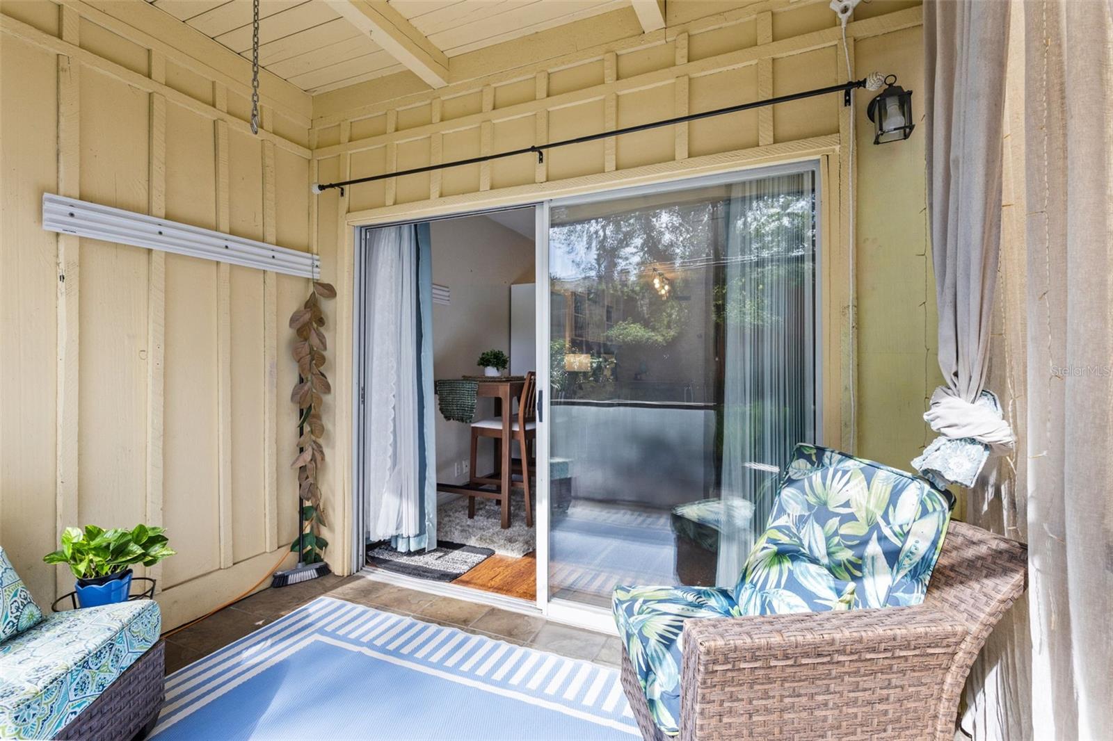 LA COSTA BRAVA LAKESIDE - Residential