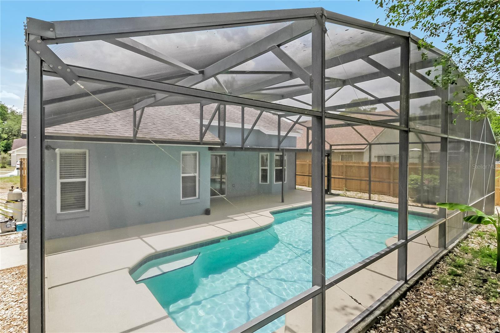 WOODFIELD OAKS - Residential Lease