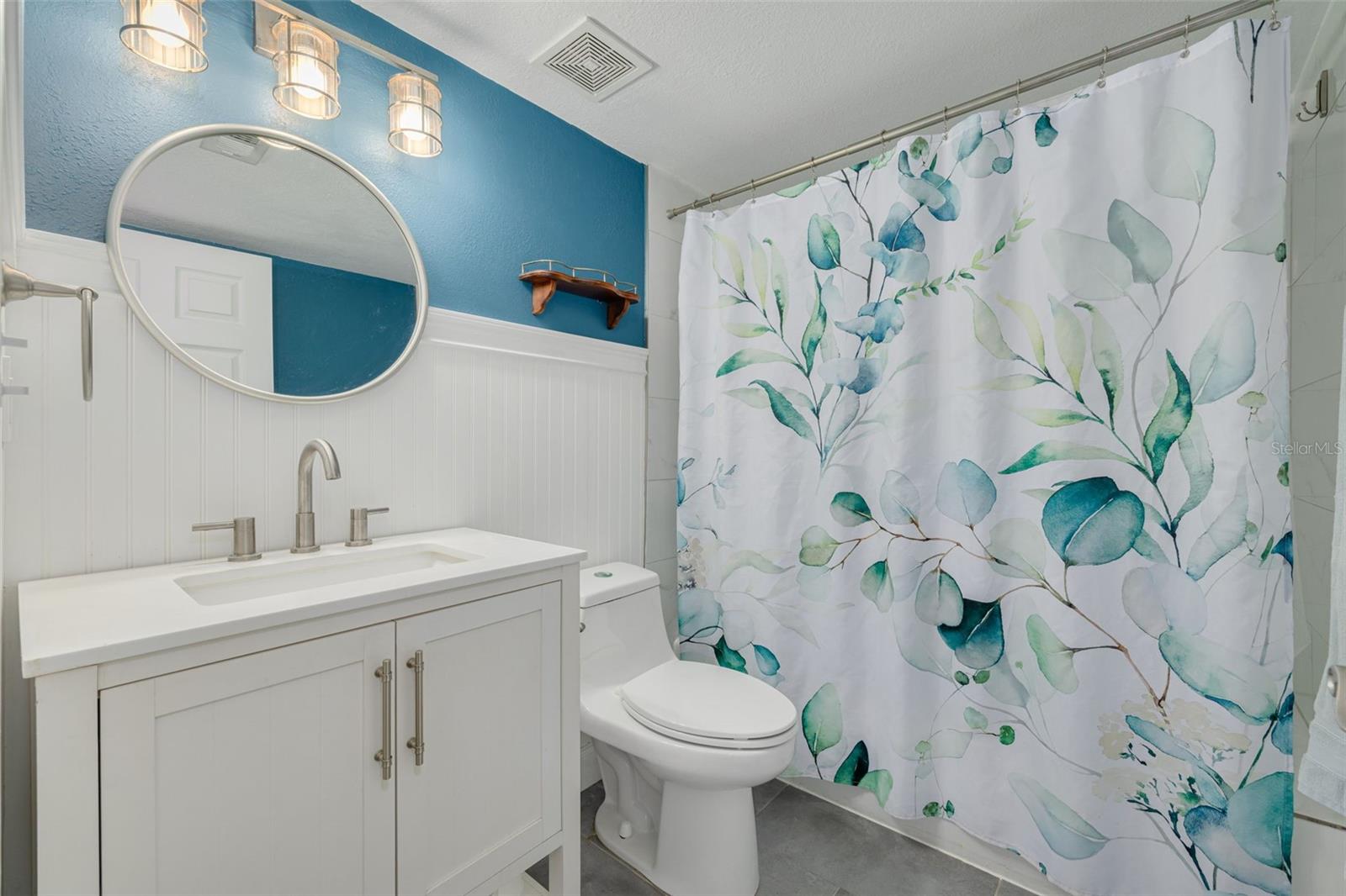 PINE RIDGE AT LAKE TARPON VILLAGE - Residential