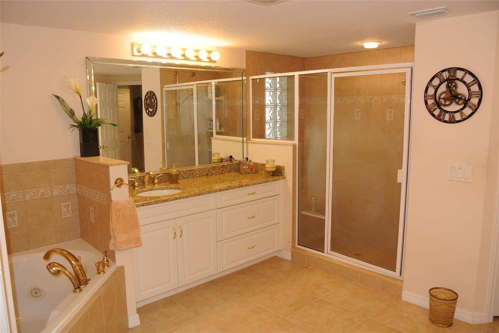 Ocean Walk Condo At Nsb - Residential