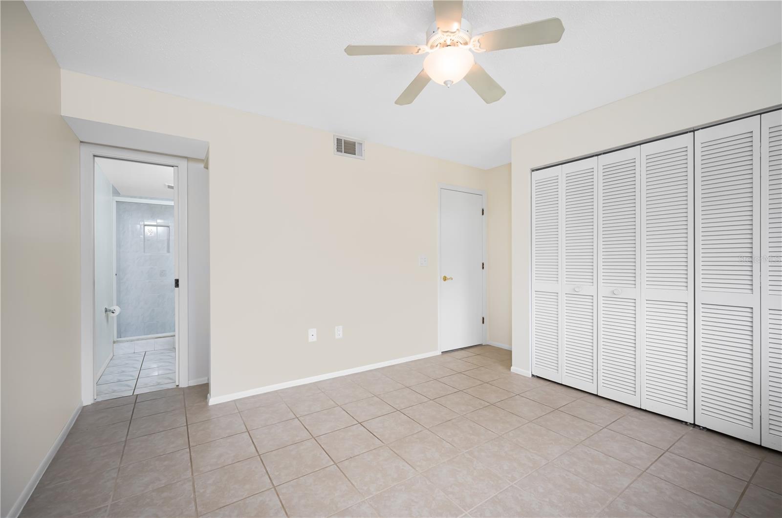 LAS CASAS - Residential Lease