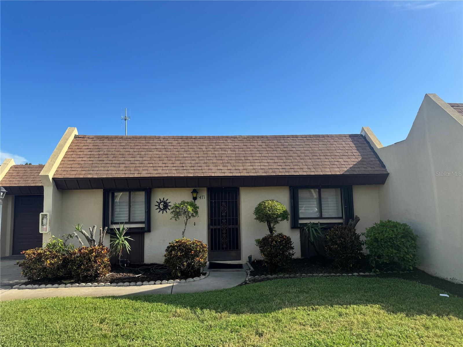 LAS CASAS - Residential Lease