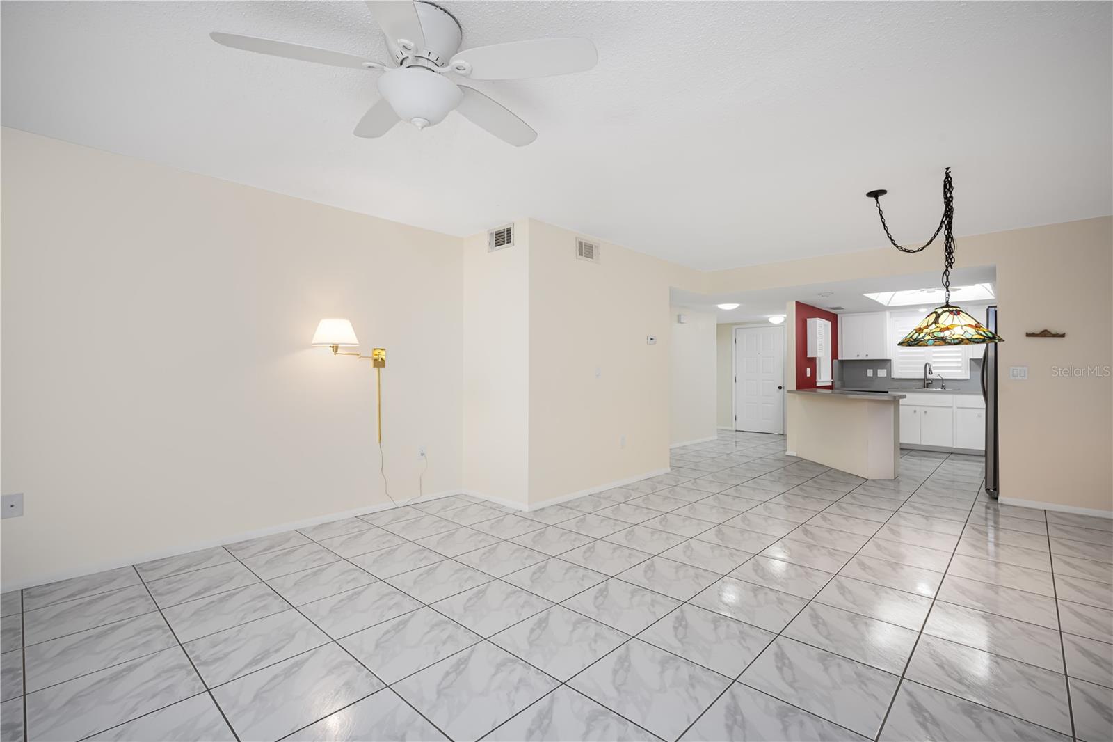 LAS CASAS - Residential Lease