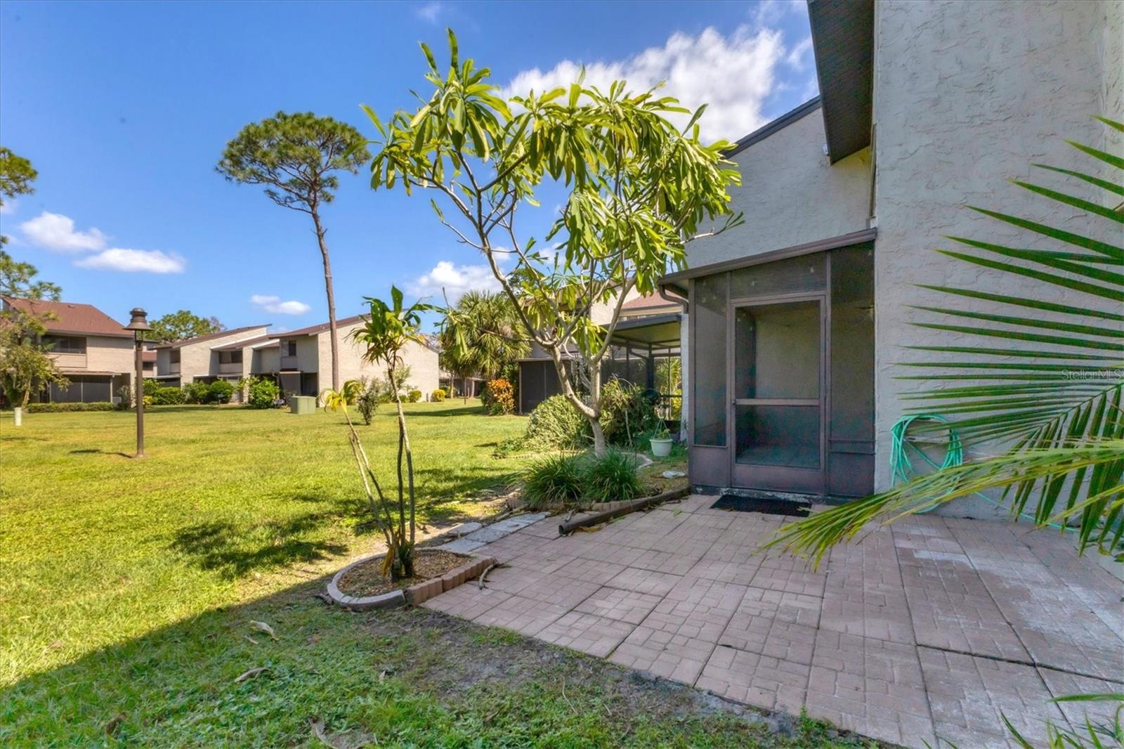 HIDDEN HOLLOW - Residential