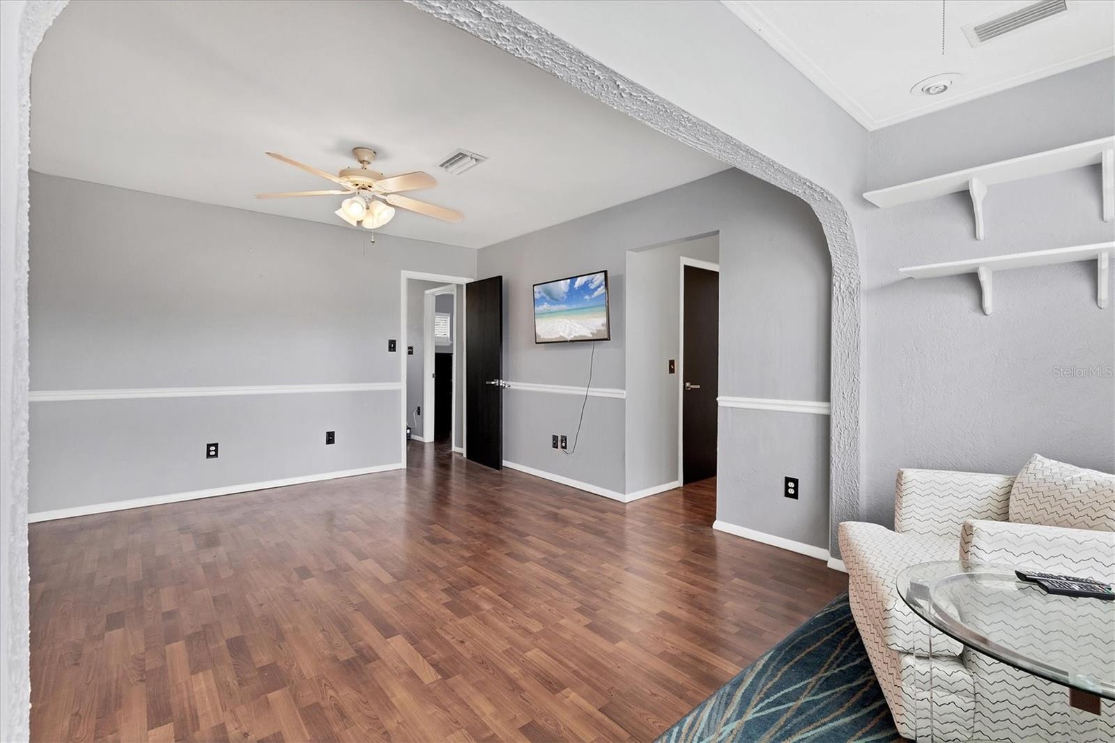 HIDDEN HOLLOW - Residential