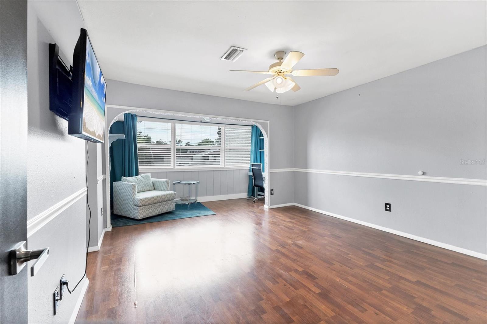 HIDDEN HOLLOW - Residential