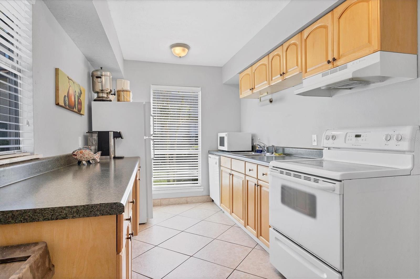 HIDDEN HOLLOW - Residential