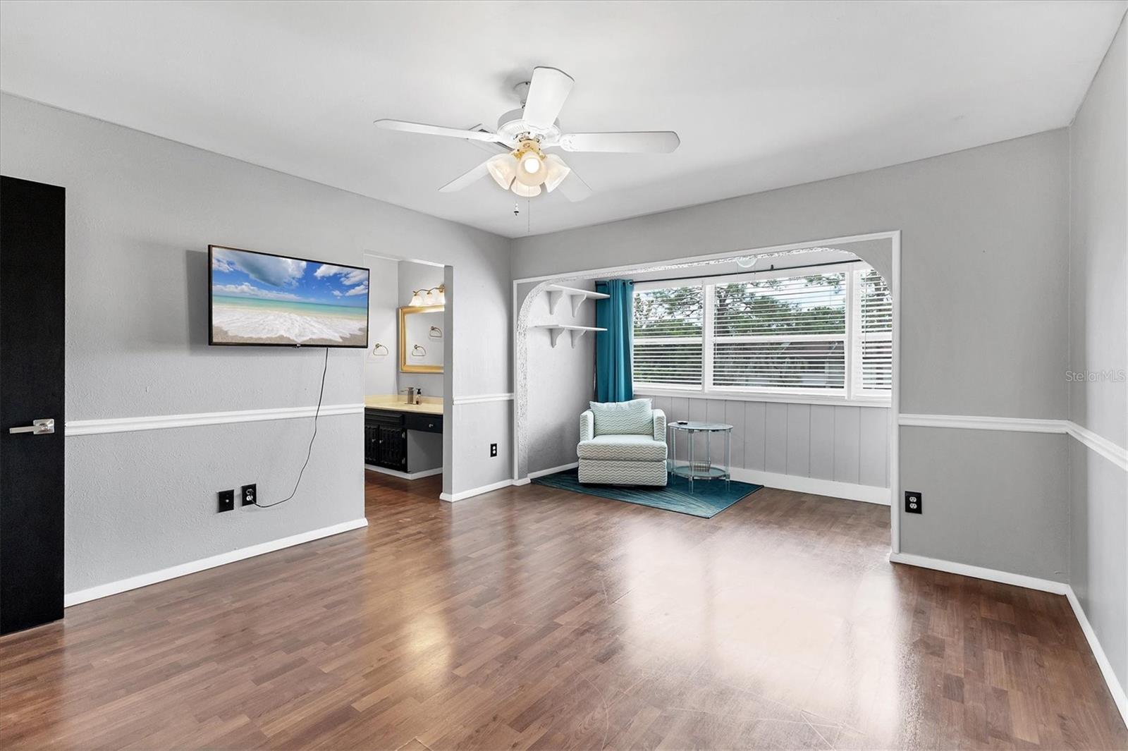 HIDDEN HOLLOW - Residential