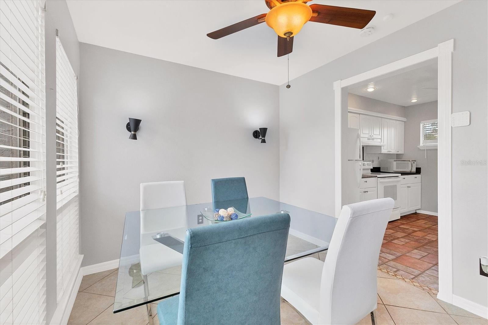 HIDDEN HOLLOW - Residential