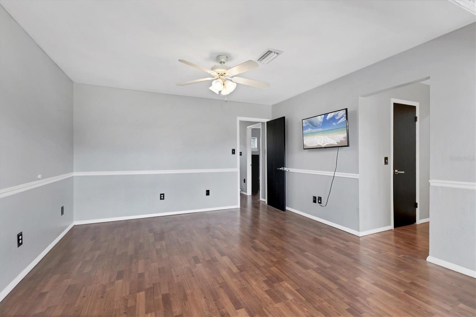 HIDDEN HOLLOW - Residential