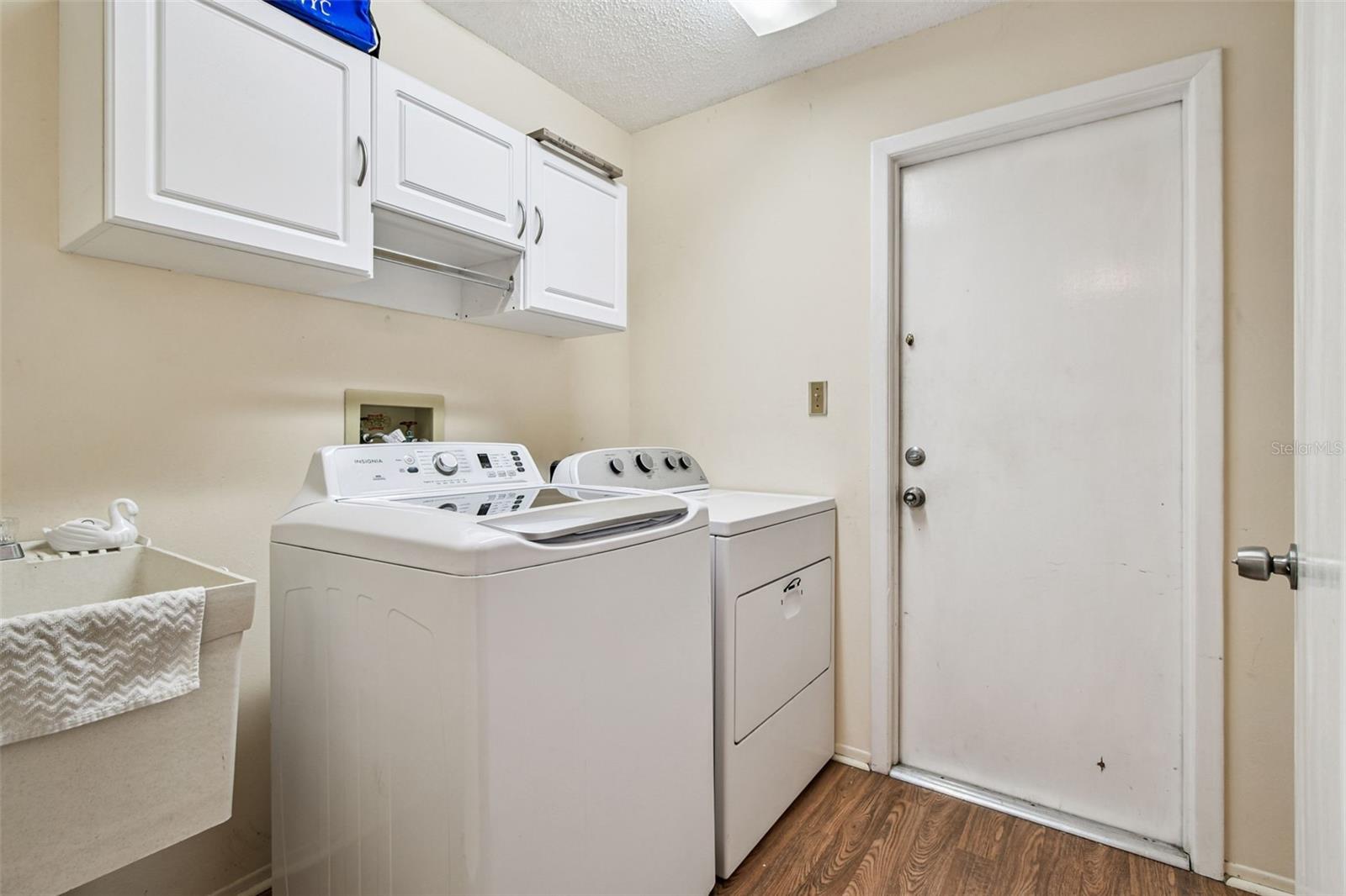 DOVE HOLLOW-UNIT I - Residential