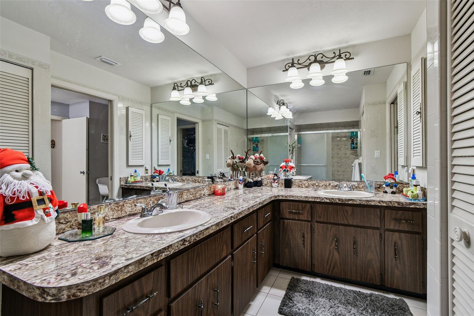 DOVE HOLLOW-UNIT I - Residential