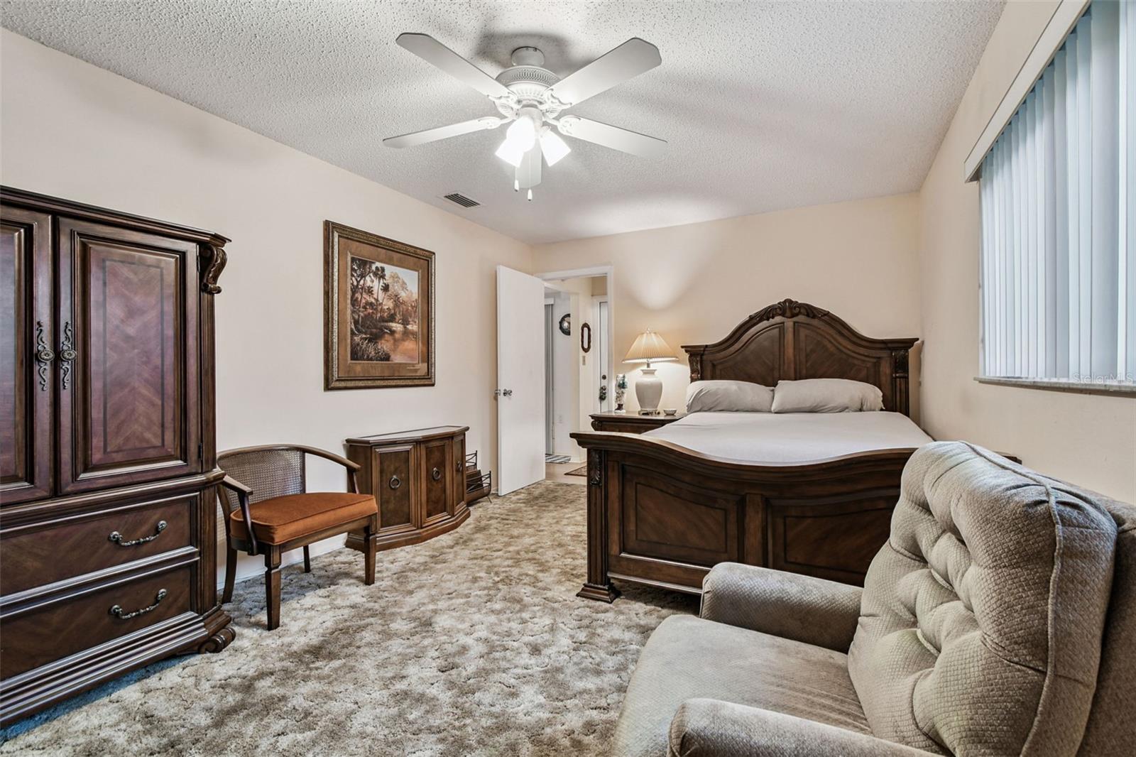 DOVE HOLLOW-UNIT I - Residential