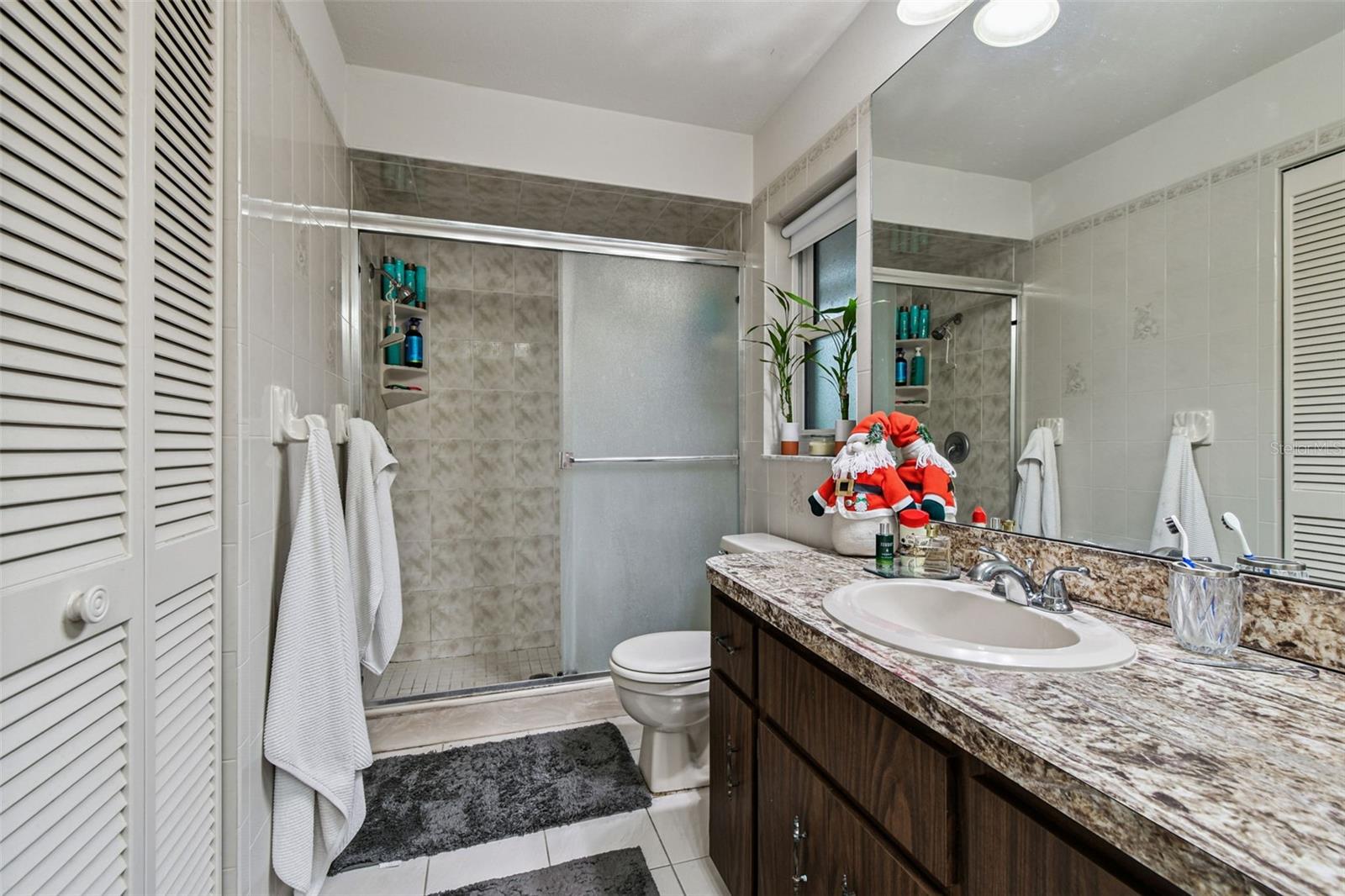 DOVE HOLLOW-UNIT I - Residential