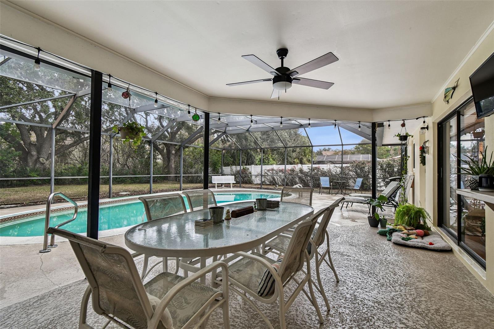 DOVE HOLLOW-UNIT I - Residential