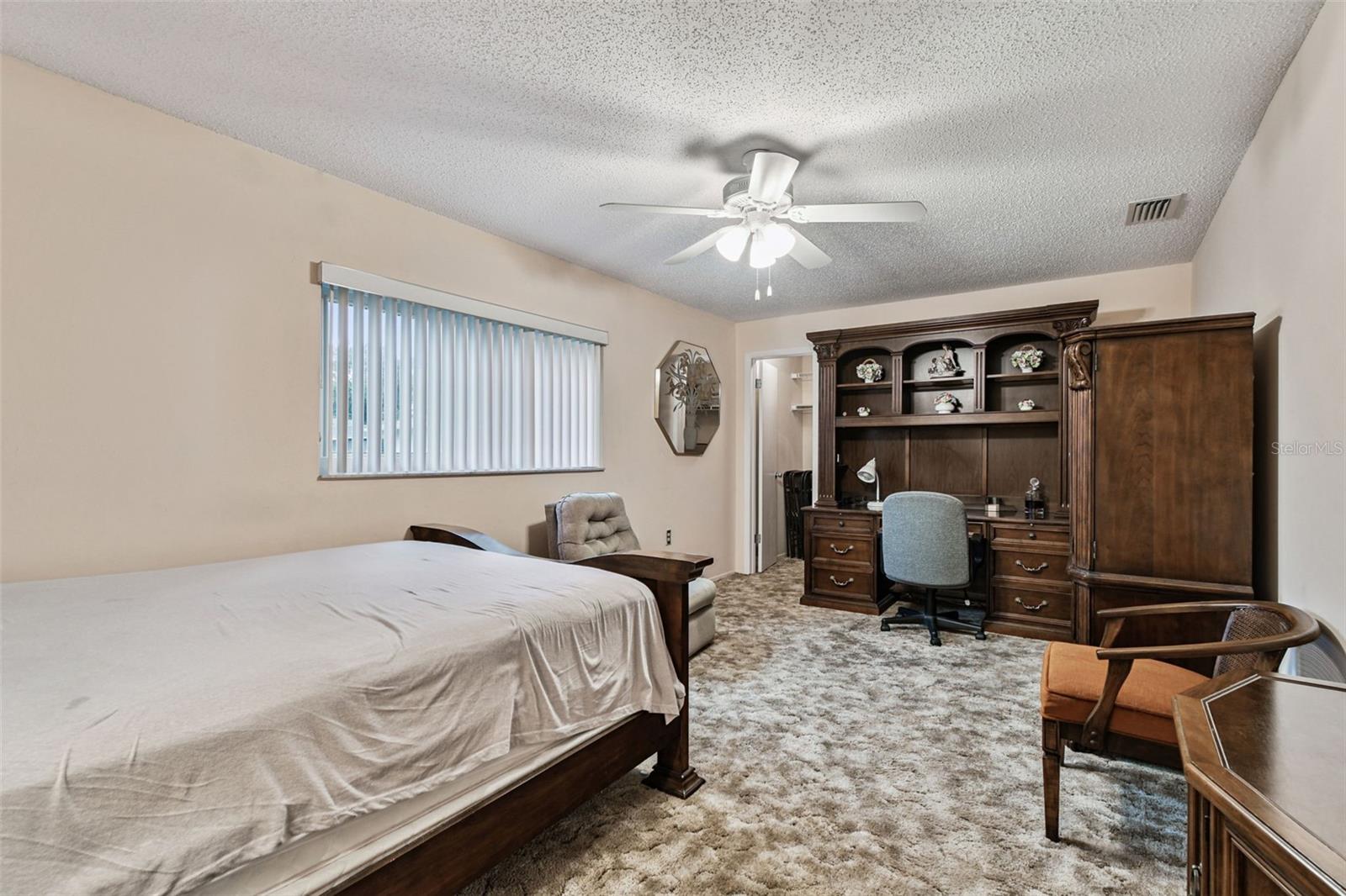 DOVE HOLLOW-UNIT I - Residential