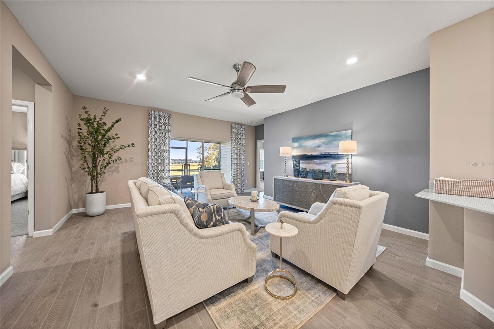 TRAILHEAD LANDING - Residential