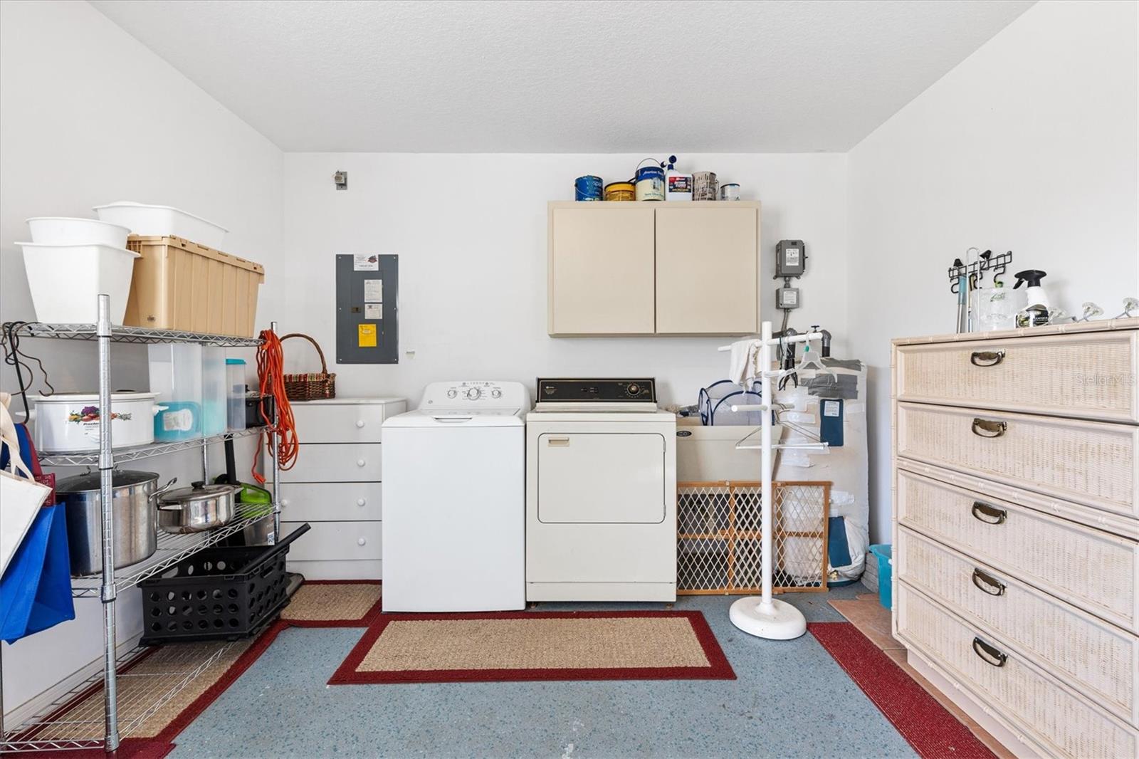 SPRUCE CREEK SOUTH - Residential