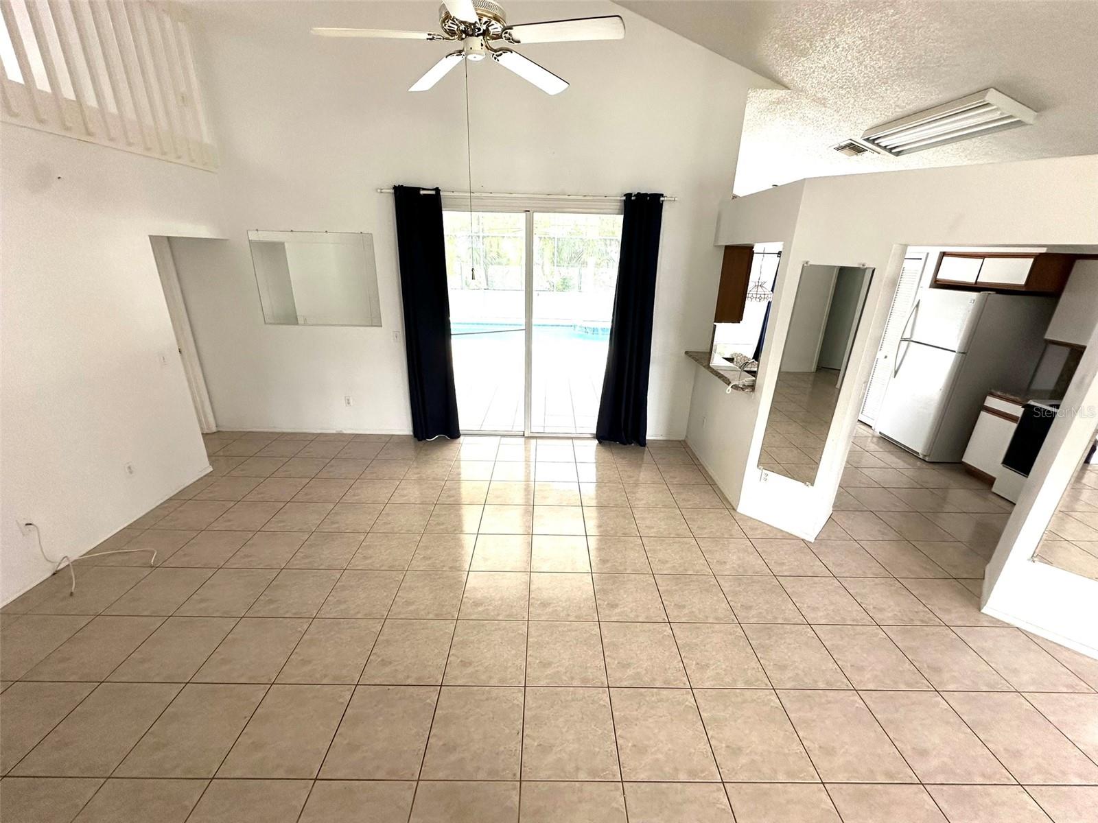 2519 CHATHAM CIRCLE