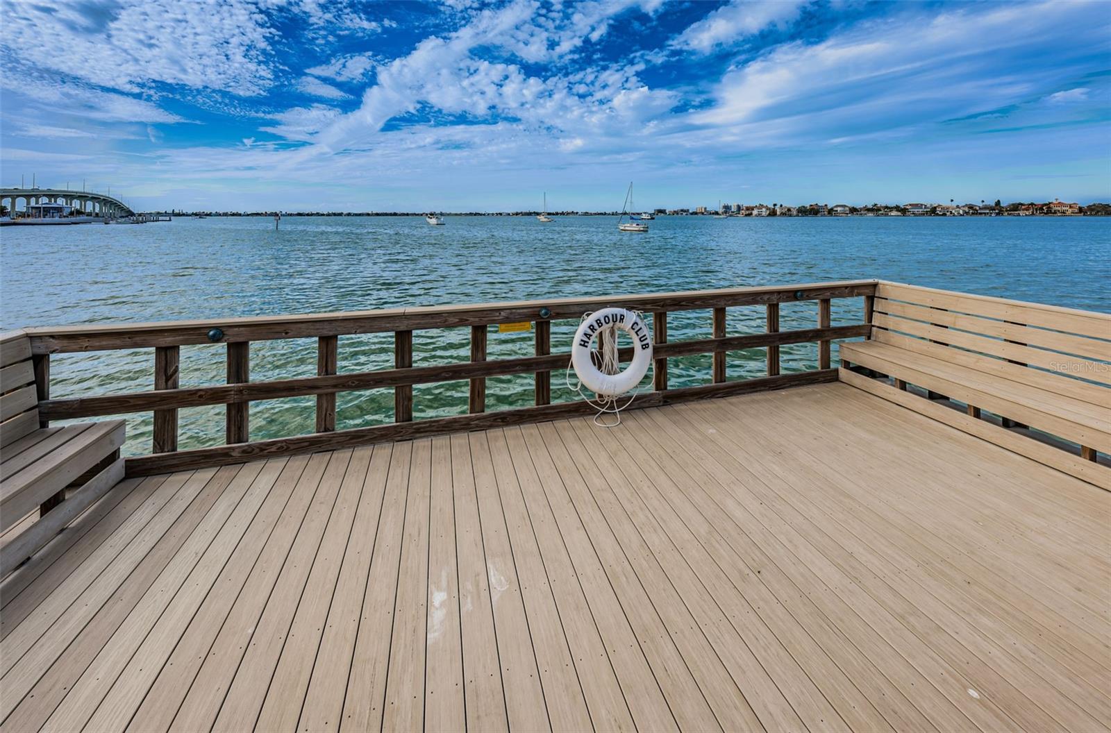 HARBOUR CLUB CONDO 3 - Residential