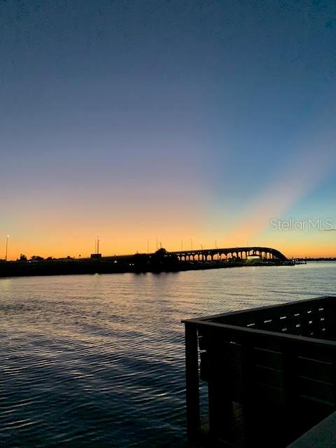 HARBOUR CLUB CONDO 3 - Residential