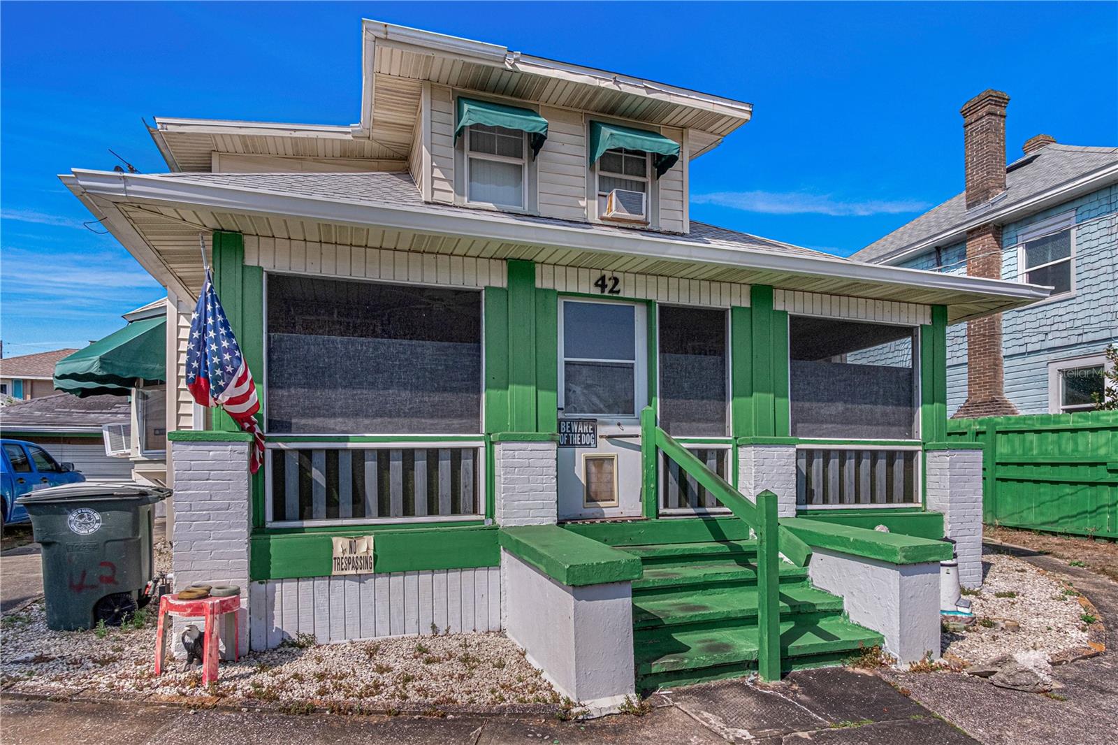 Investor Alert!! This 3-bedroom, 2-bathroom, 2 story home is just seconds from the Intracoastal Waterway, Daytona Beach, and Main Street. Prime location for rentals or a vacation retreat. Don't miss out on your opportunity and schedule a showing today!
