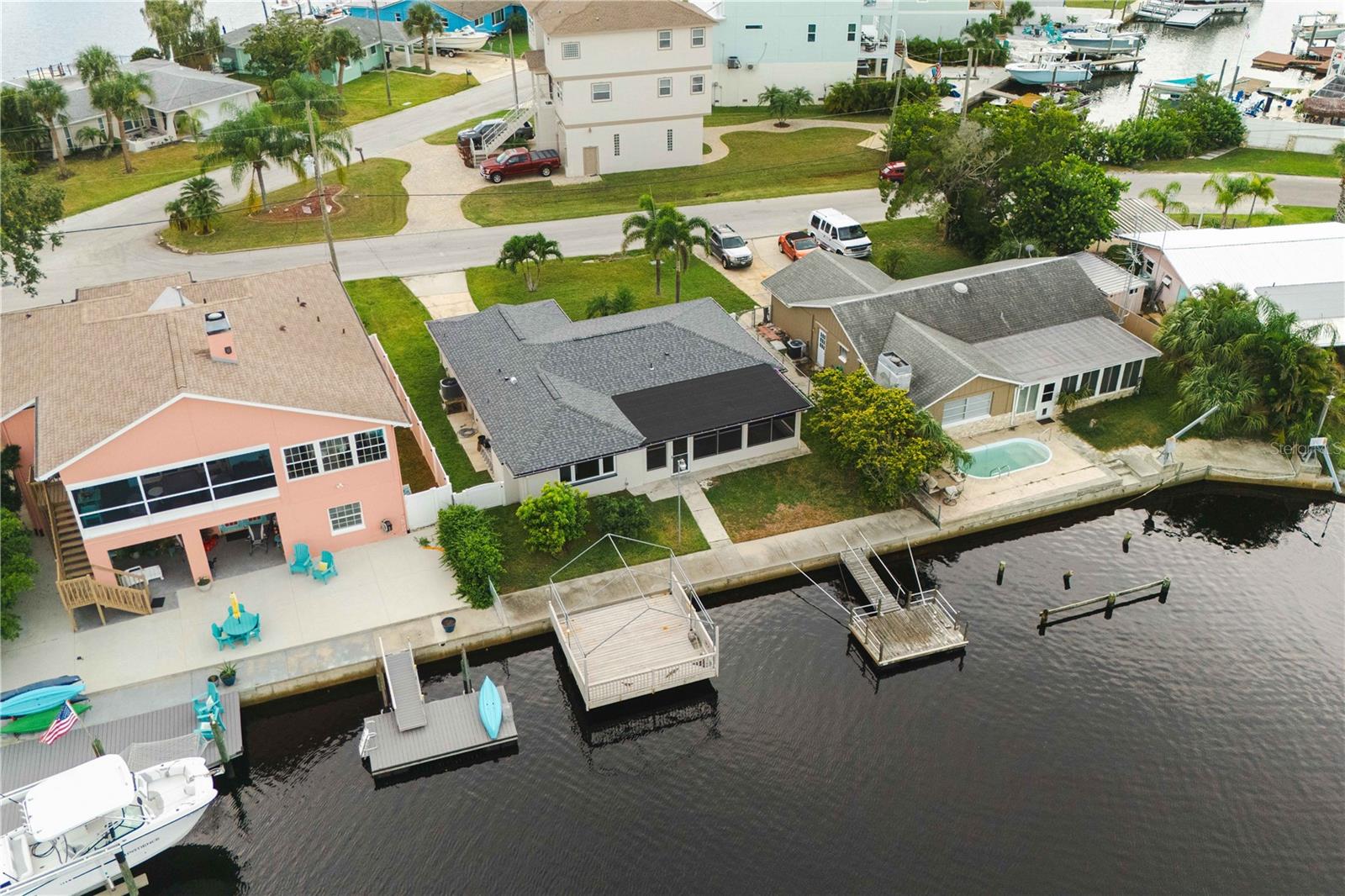 HUDSON BEACH ESTATES - Residential Lease