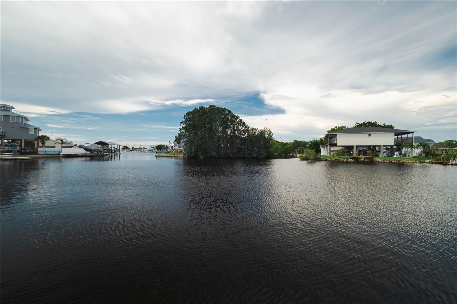 HUDSON BEACH ESTATES - Residential Lease