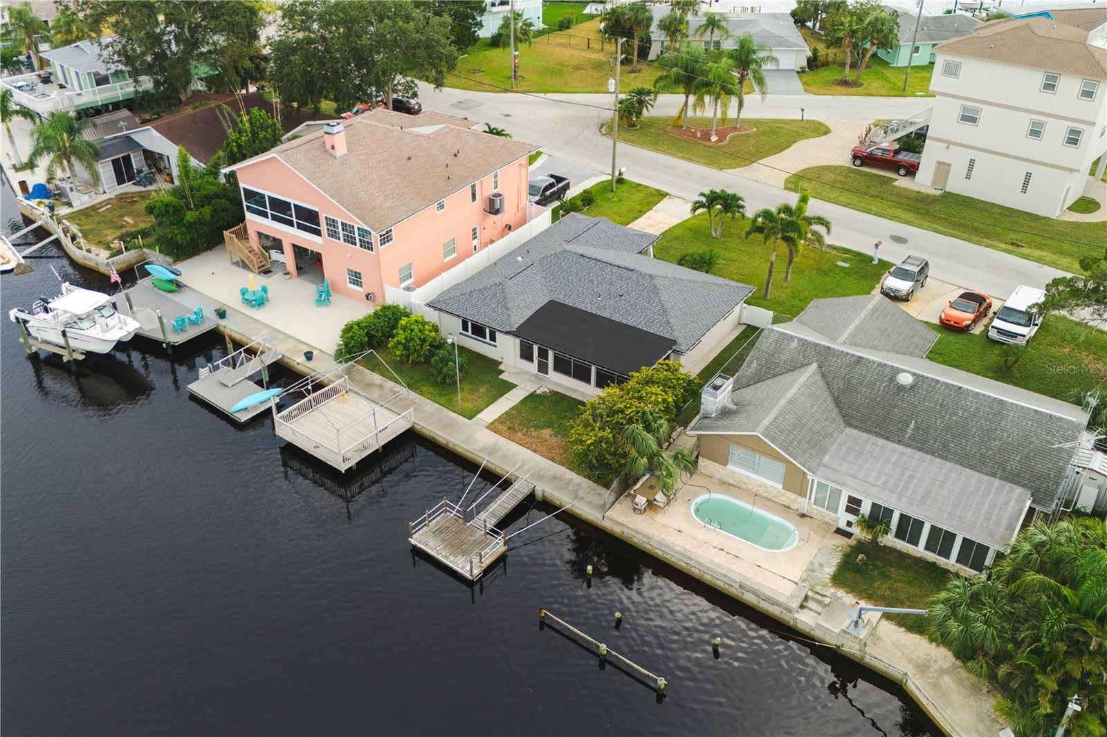 HUDSON BEACH ESTATES - Residential Lease