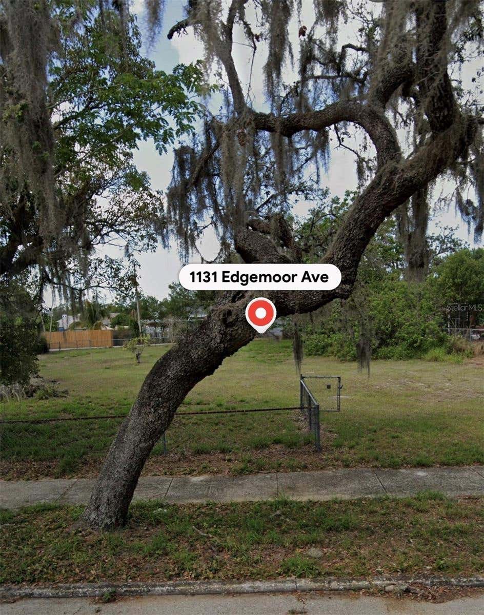Photo of 1131 Edgemoor Avenue, Sebring, FL 33870 (MLS # TB8518824)