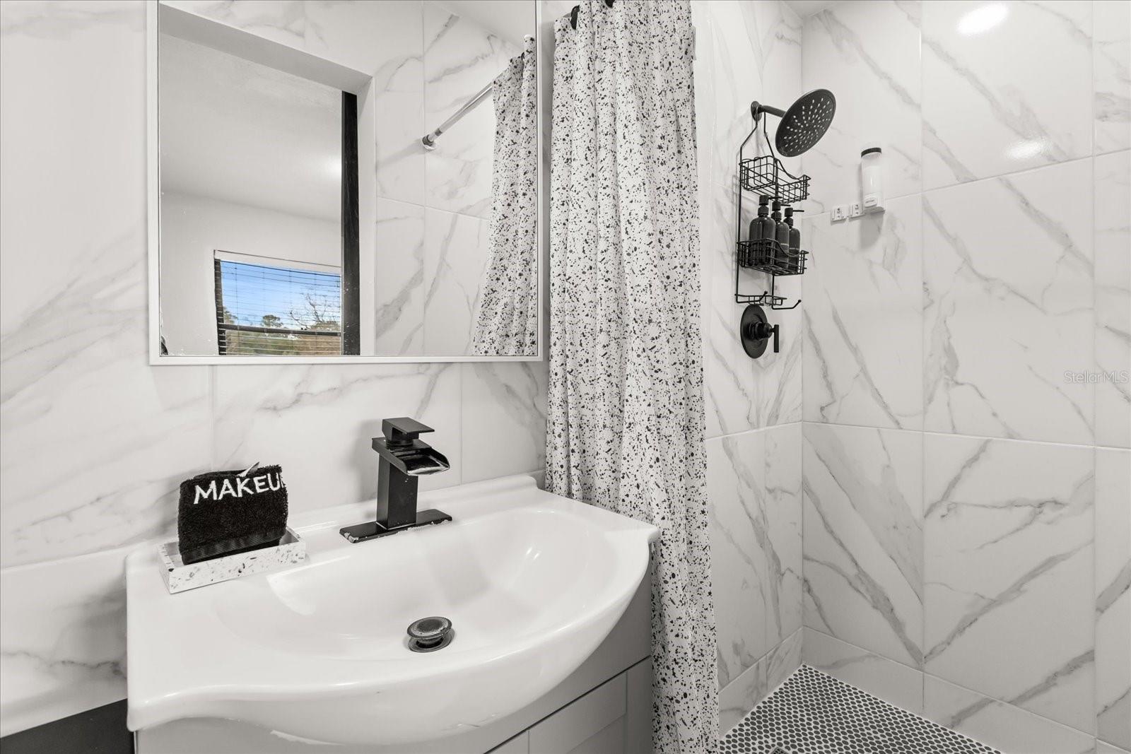 LAKE MARSHA HIGHLANDS FIRST ADD - Residential