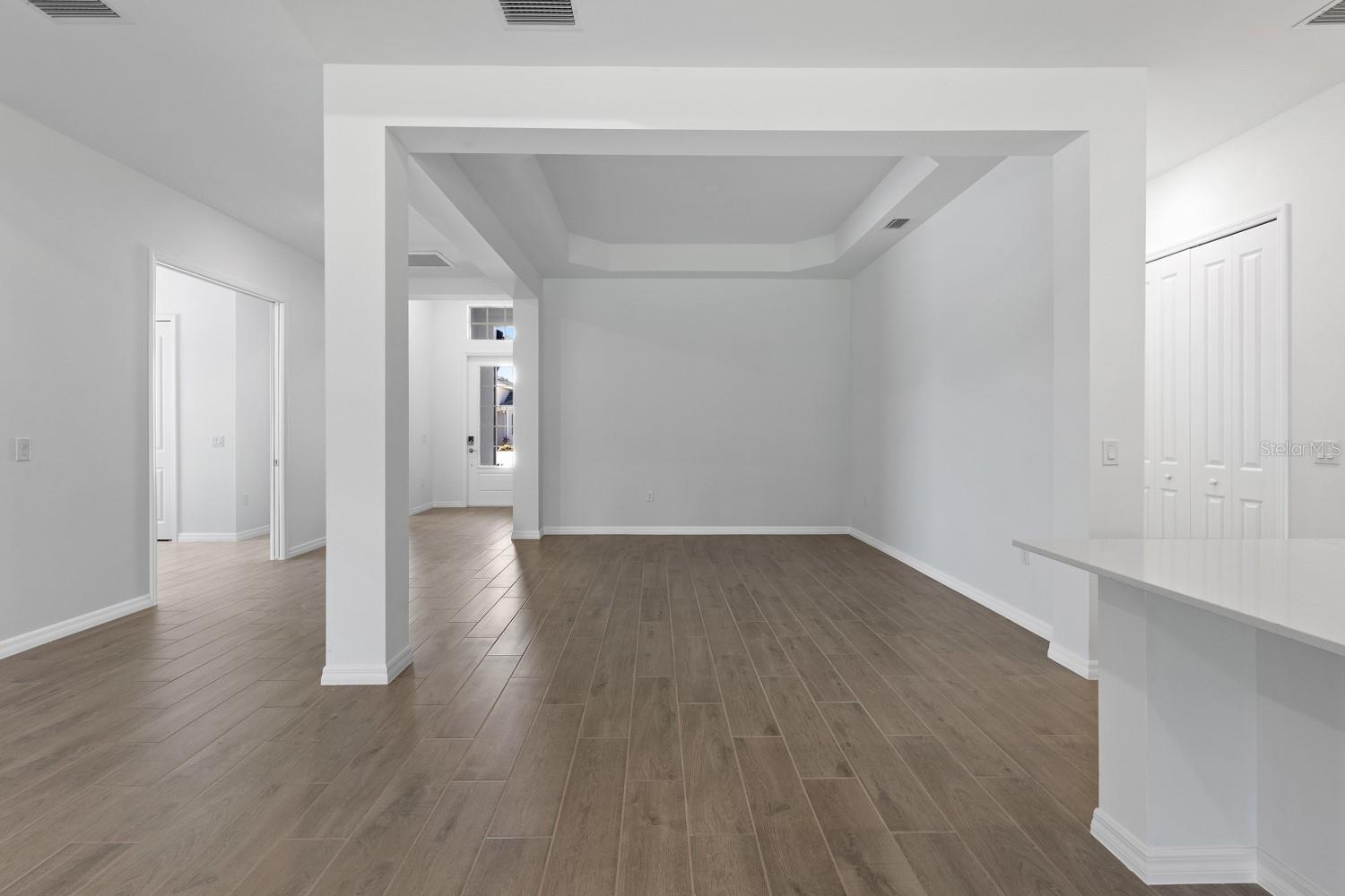 SANDY KEY - Residential