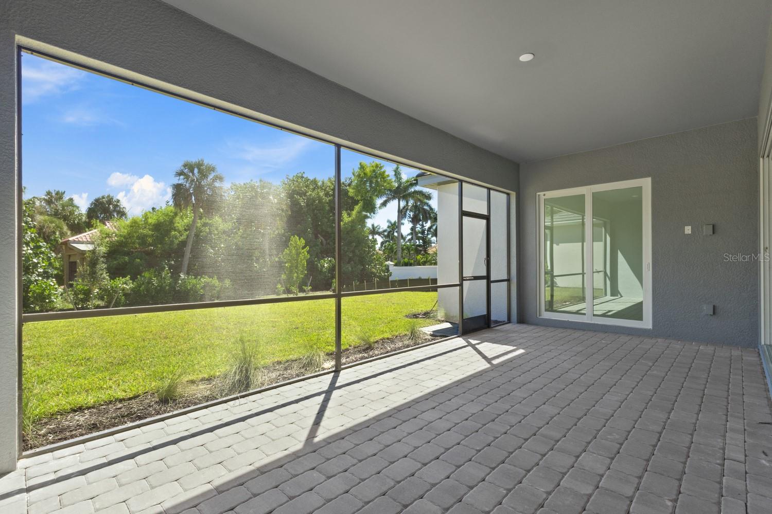 SANDY KEY - Residential