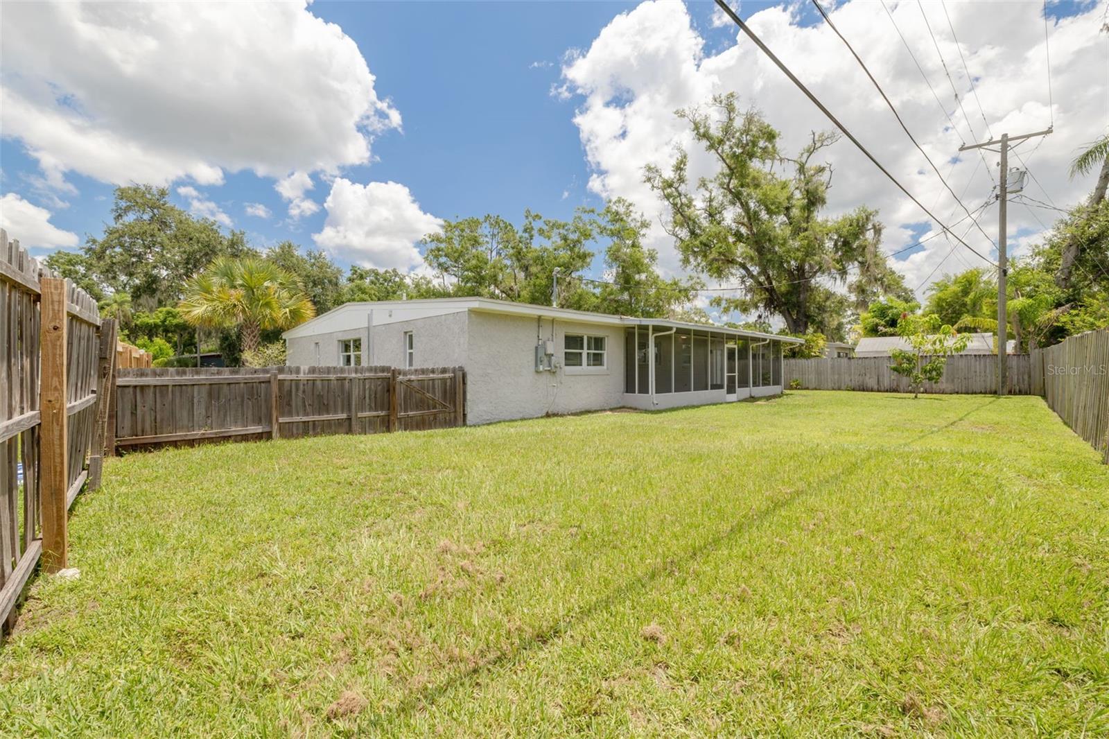 TEMPLE TERRACE RIVERSIDE SUBDI - Residential